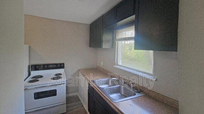 Building Photo - 3712 Case St