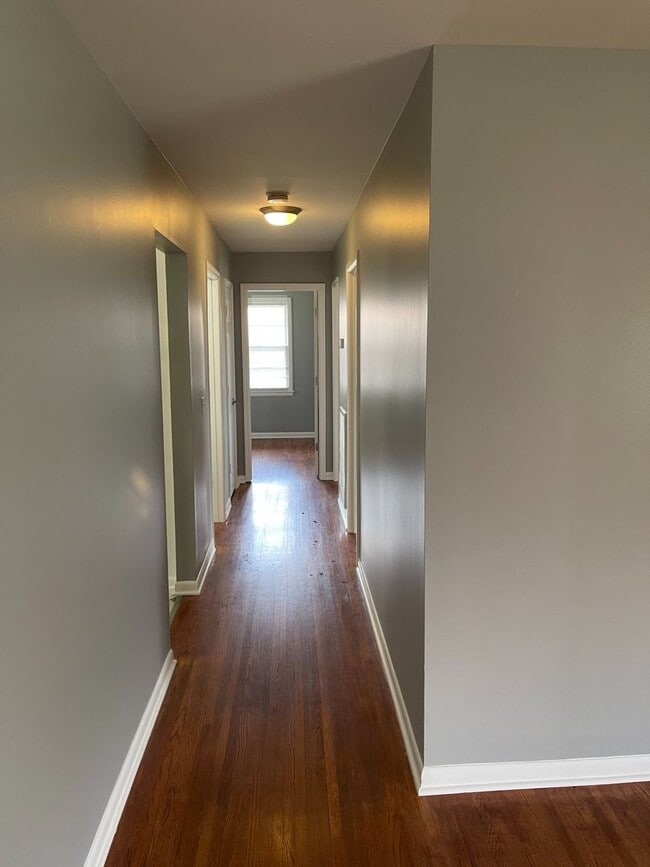 Building Photo - Great Inglewood LOCATION!