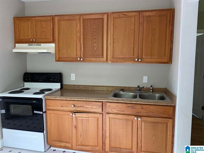 Foto del edificio - 1513 3rd St W