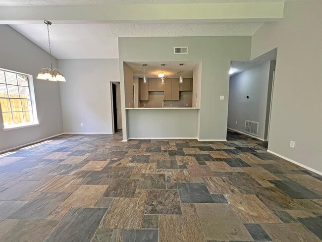Building Photo - 3122 Glade Springs Dr