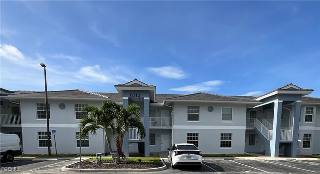 Foto del edificio - 8312 Bernwood Cove Loop