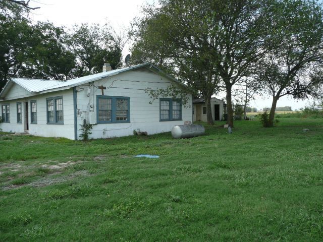 Building Photo - 2396 Farmers Rd