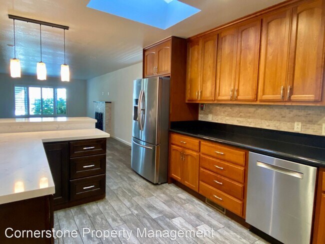 Building Photo - 3 br, 2 bath House - 1204 Fewtrell Dr