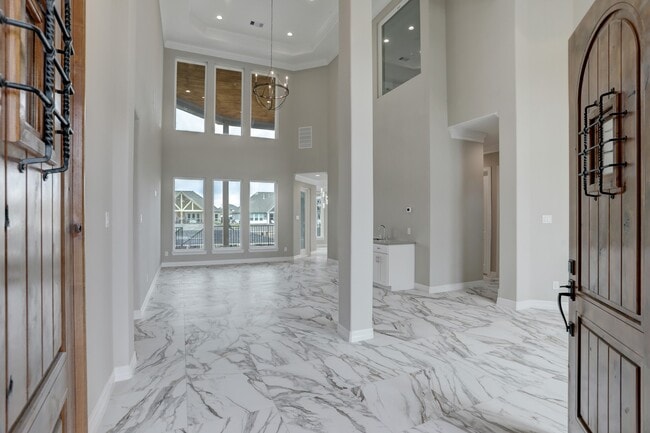 Building Photo - 502 Amalfi Dr