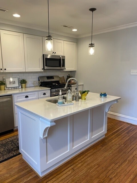 Foto del edificio - 3104 Park Ave