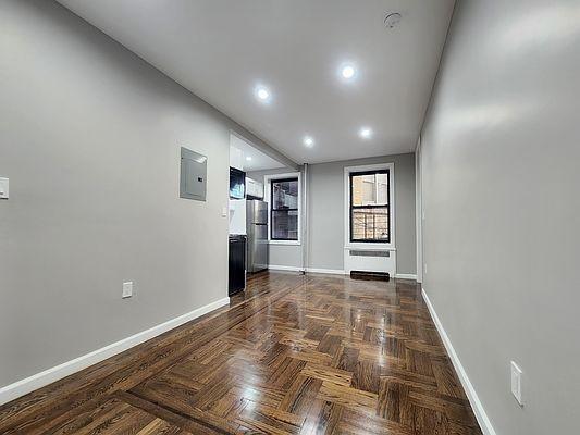 Primary Photo - 1 bedroom in BRONX NY 10462