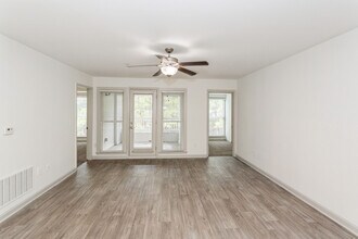 Building Photo - ReNew Druid Hills