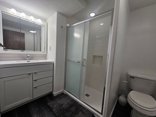 Foto del edificio - 2 Bedroom 2 Bath Corner Lot, In Small Town Fairfax