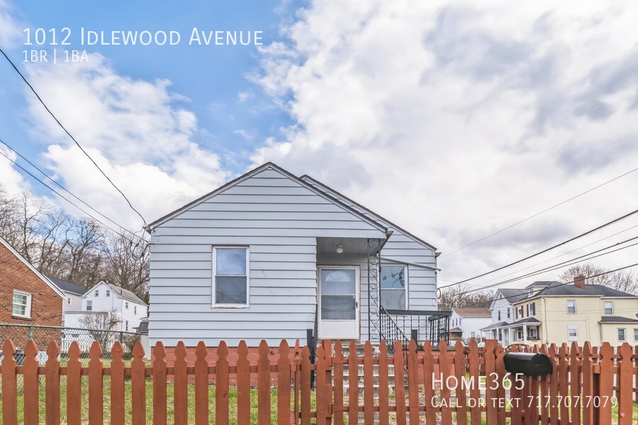Primary Photo - 1 bedroom Bungalow style home