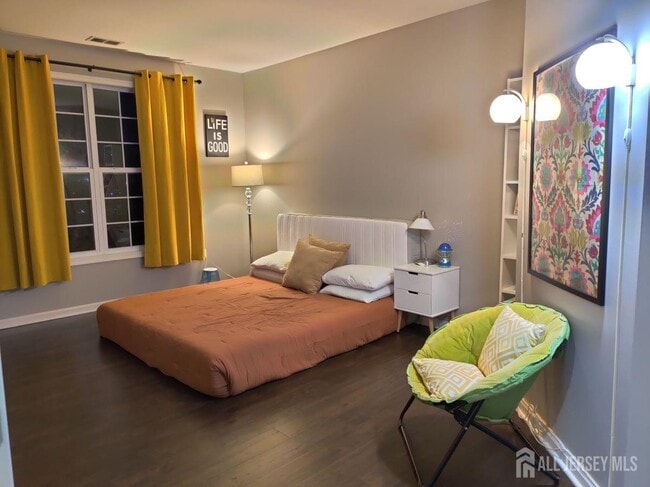 Building Photo - 2423 Edward Stec Blvd