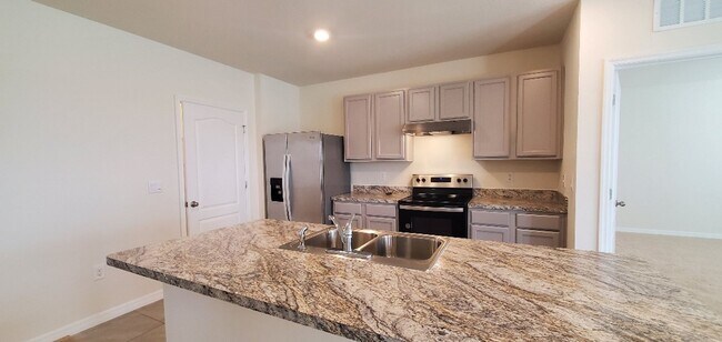 Foto del edificio - 3-Bedroom, 2.-Bathroom in Squires Grove **(MOVE-IN SPECIAL/50% OFF 2ND MONTH)**