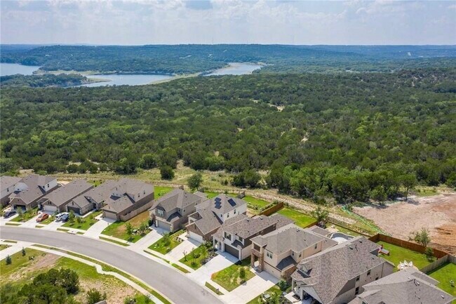 Foto del edificio - 8215 Prairie Rye Dr