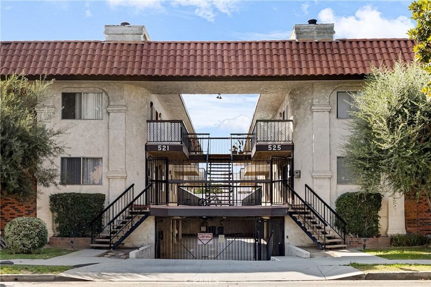 Foto principal - 525 Concord St