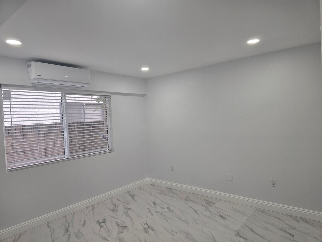 Foto principal - Cozy Unit in Westminster for Lease
