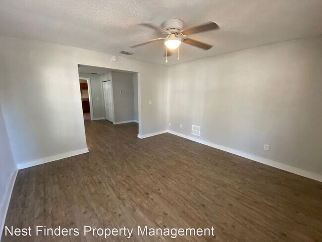 Foto del edificio - 3 br, 2 bath House - 6959 Nelms St