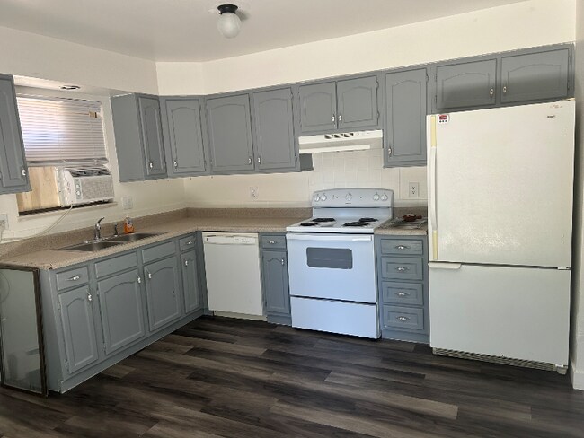 Foto del edificio - 3255 Villasur Dr