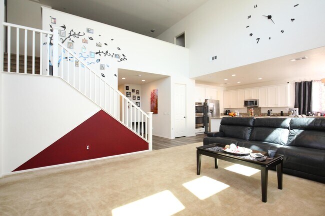 Building Photo - 43910 Windrose Pl