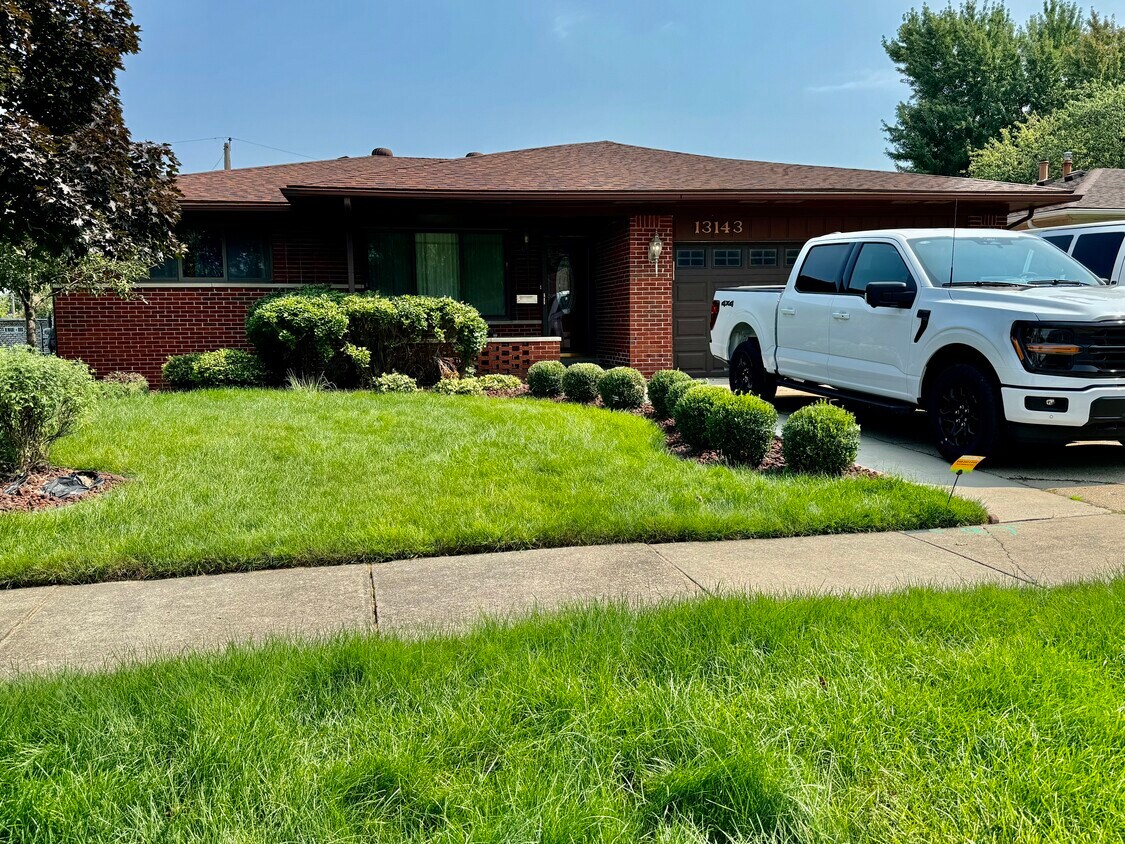Primary Photo - 13143 Irvington Dr