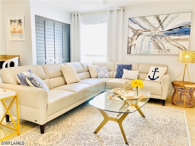 Foto del edificio - 564 107th Ave N