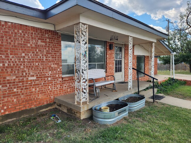 Foto del edificio - 411 N Prospect St