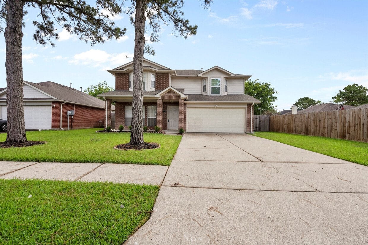 Primary Photo - 212 Diamond Bay Dr