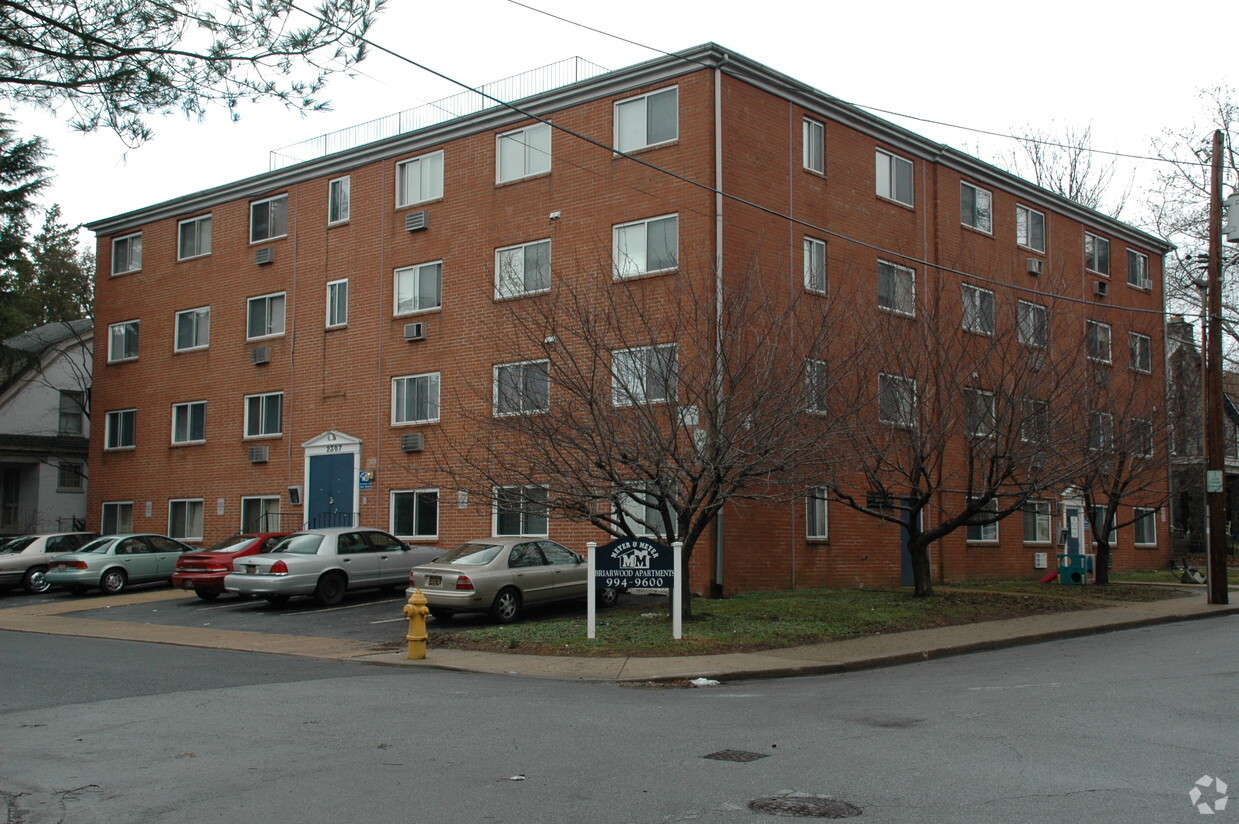 Primary Photo - Briarwood Apartments