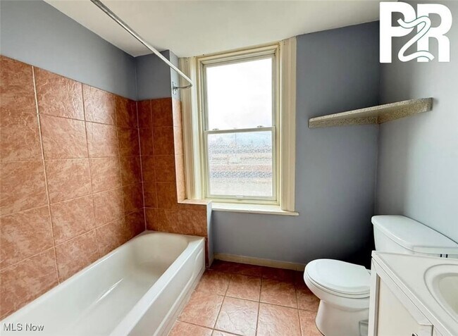 Foto del edificio - 3645 Prospect Ave E