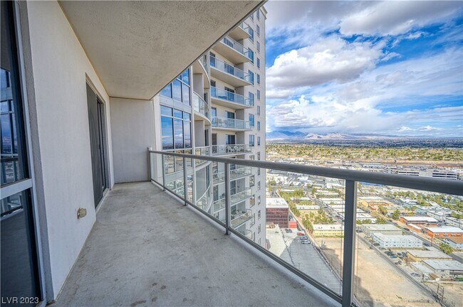 Building Photo - 200 W Sahara Ave