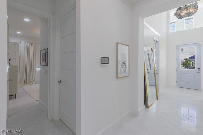 Building Photo - 8963 Gustavia Ct