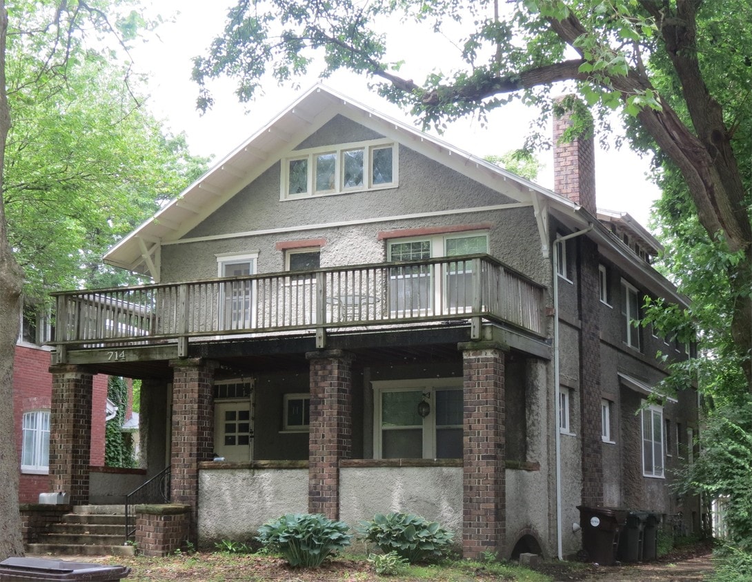 Primary Photo - 714 W Nevada St