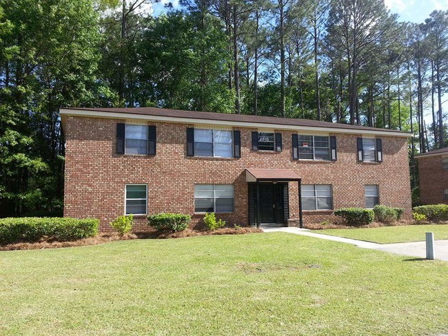 Pine Cove Apartment Homes Apartments - Hinesville, GA | Apartments.com