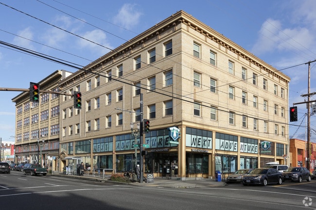 Building Photo - The Wilshire