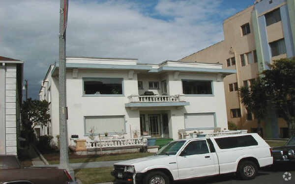 Building Photo - 1217--1223 E Ocean Blvd