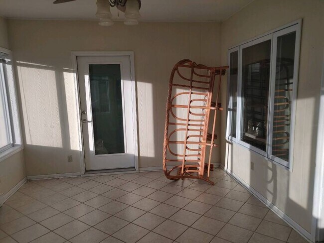 Foto del edificio - 320 Willow Way