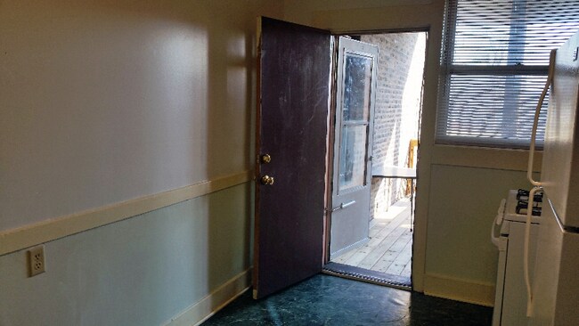 Foto del edificio - 1815 E 136th St