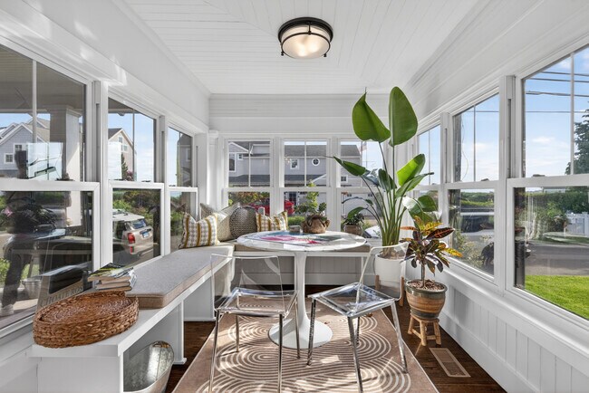 Foto del edificio - 14 Island View Ave