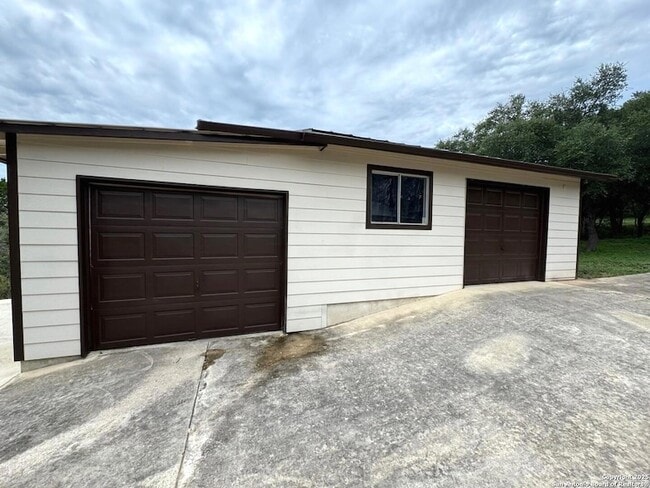 Building Photo - 7501 FM1283