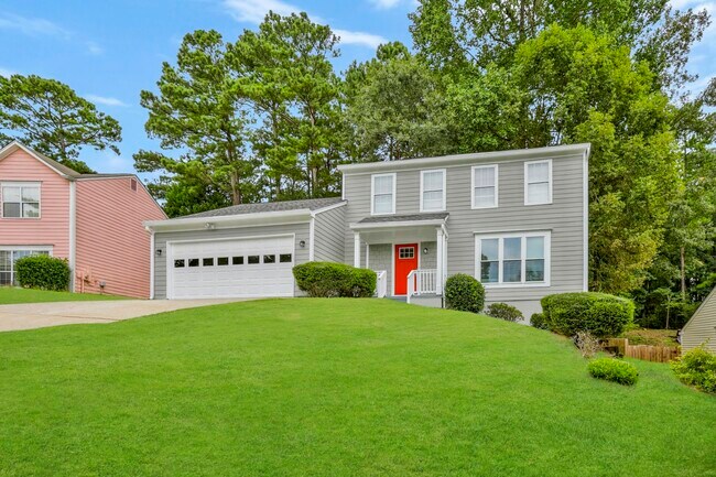 Foto del edificio - 574 Seneca Dr