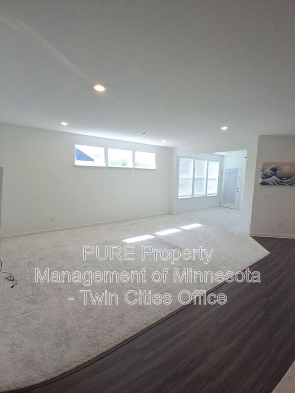 Foto del edificio - 4654 Schilling Way