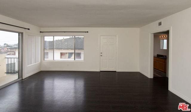 Building Photo - 1729 South Alma Street Apt #4, Los Angeles...