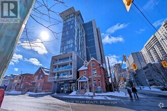 Building Photo - 224-1224 Lyon St. N