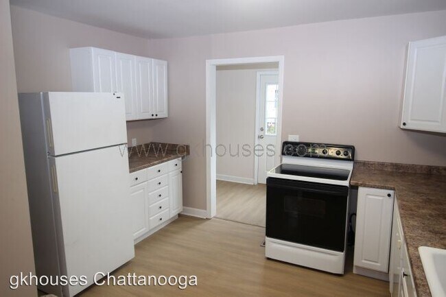 Building Photo - 2 br, 1 bath House - 2810 5th Ave