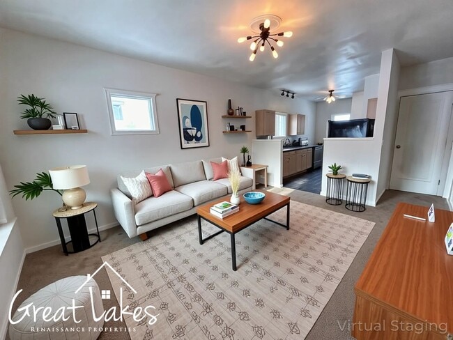 Foto del edificio - Lovely 3 Bedroom 2 Bathroom now available for rent