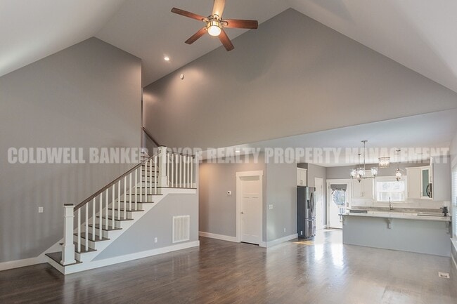 Building Photo - 9618 Shooting Star Cir