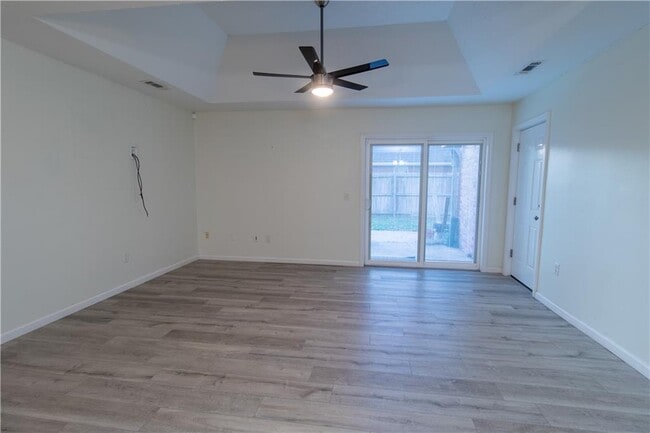 Foto del edificio - 1703 Watson Ave