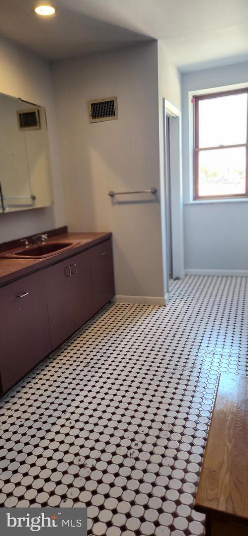 Foto del edificio - 1739 W Ritner St