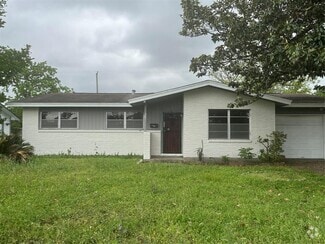 Building Photo - 423 W Troy Rd