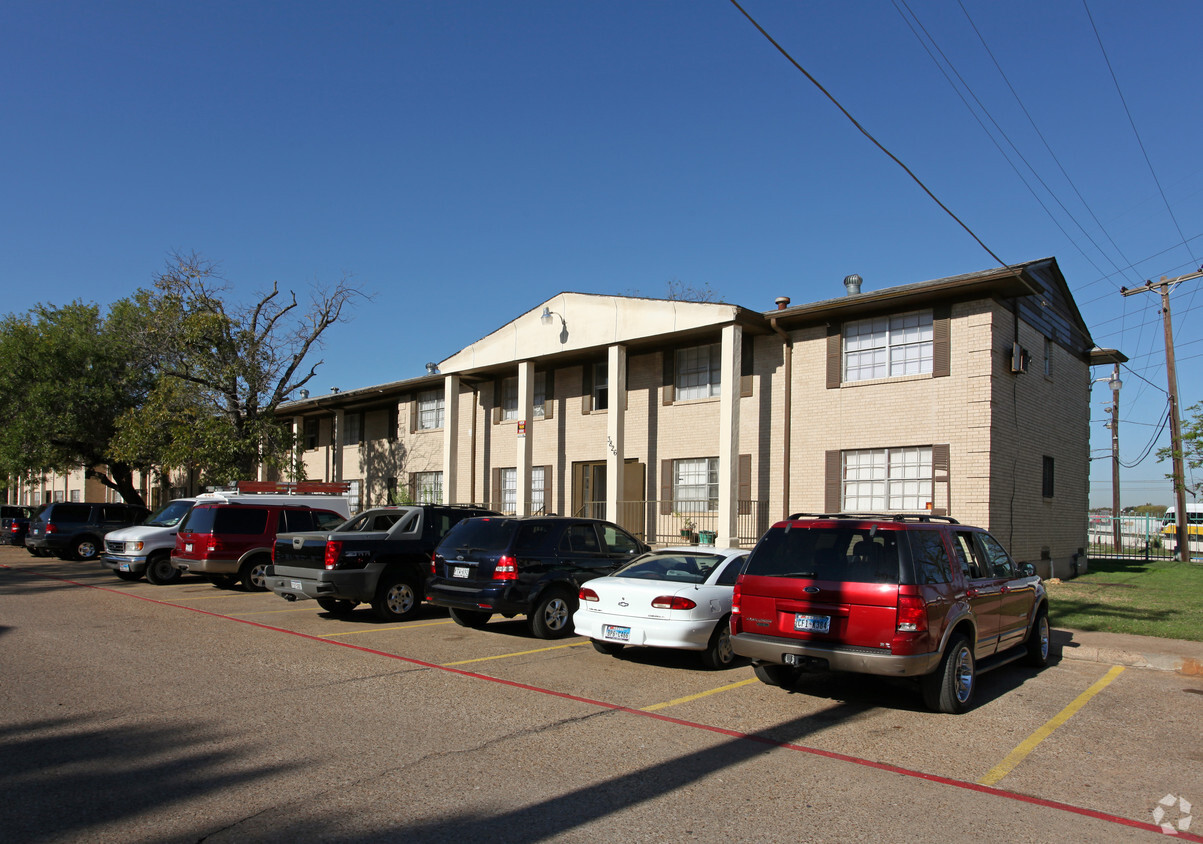 Building Photo - Stonewood Terrace Apartments