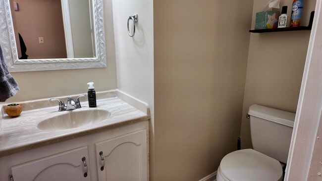 Foto del edificio - 86 Pendleton Ln