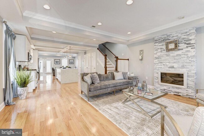 Building Photo - 5421 8th St NW